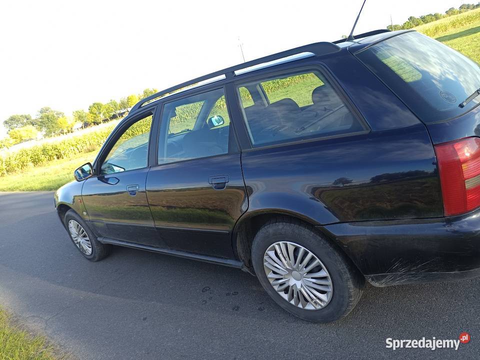 Sprzedam samochód audi a4 B5 18 gazie Osięciny