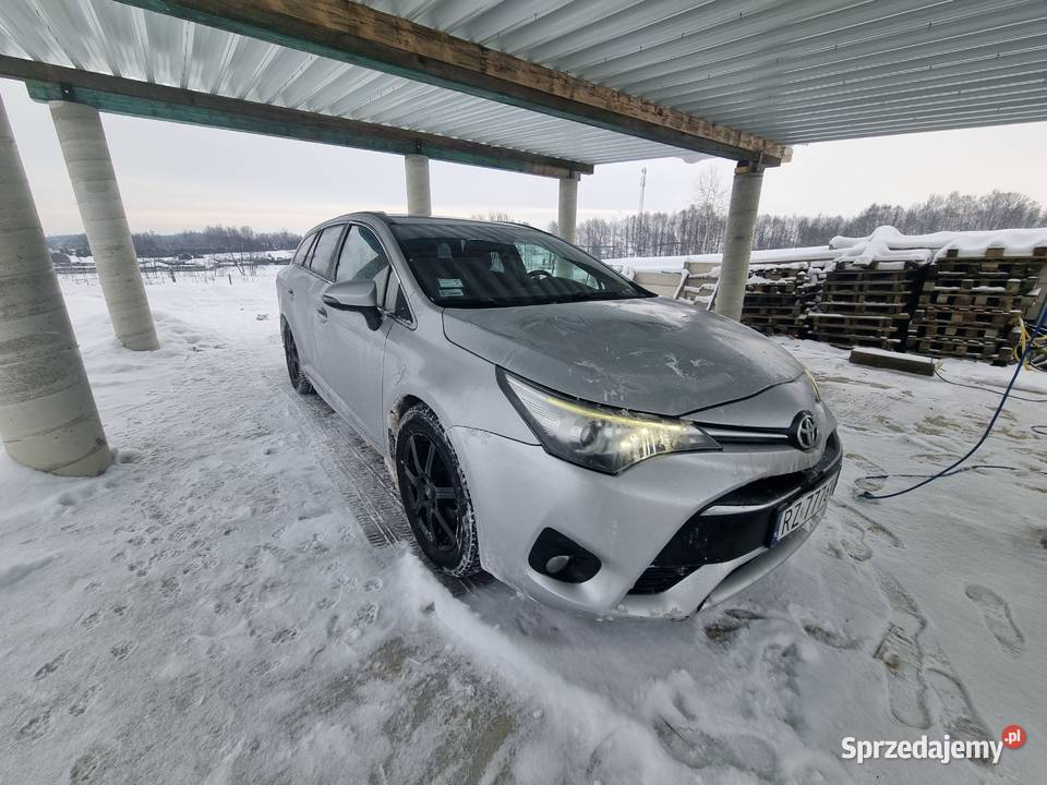 Toyota Avensis Kombi 20 d4d Salon Polska t29 tempomat podkarpackie Giedlarowa