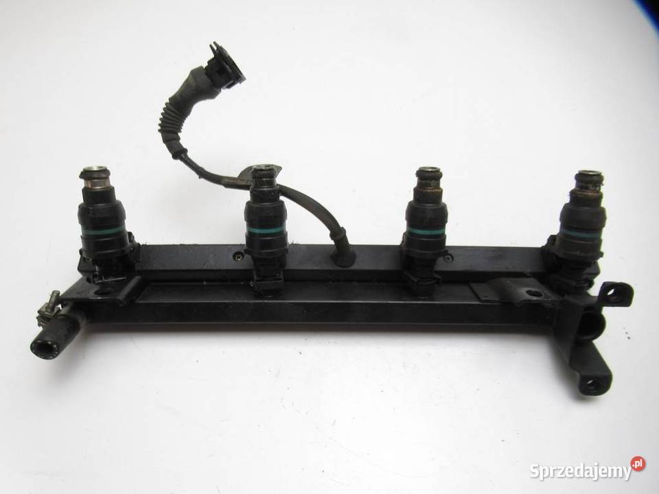 LISTWA WTRYSKOWA WTRYSKIWACZE BMW E30 1714710 16 podkarpackie