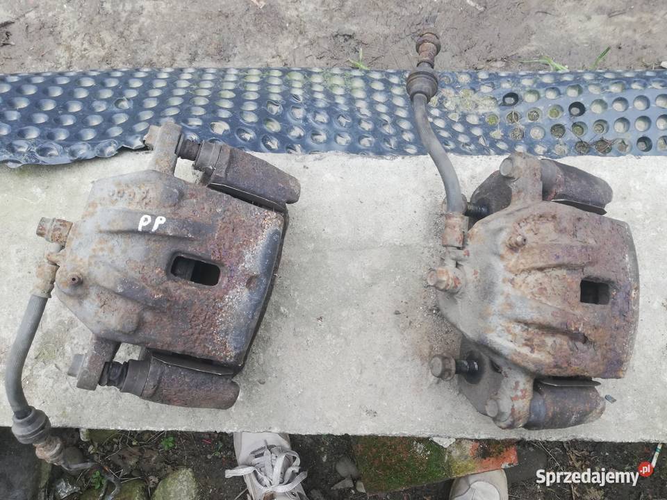 Zacisk przód prawy lewy Kia carens ii 2 Motoryzacja Stary Sącz