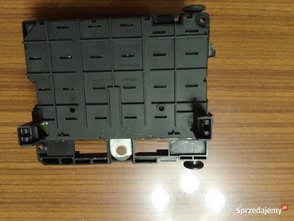 Krzynka bezpieczników Peugeot 9657608580 BSM 5 Tarnów