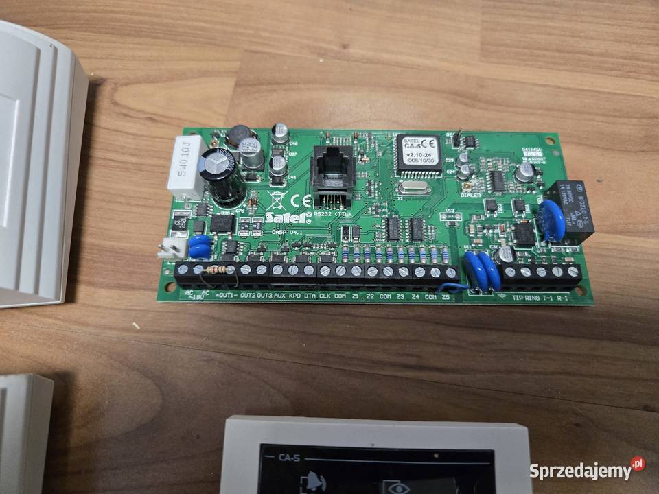 Centrala alarmowa Satel CA5 4 x czujnik PRO Jelenia Góra