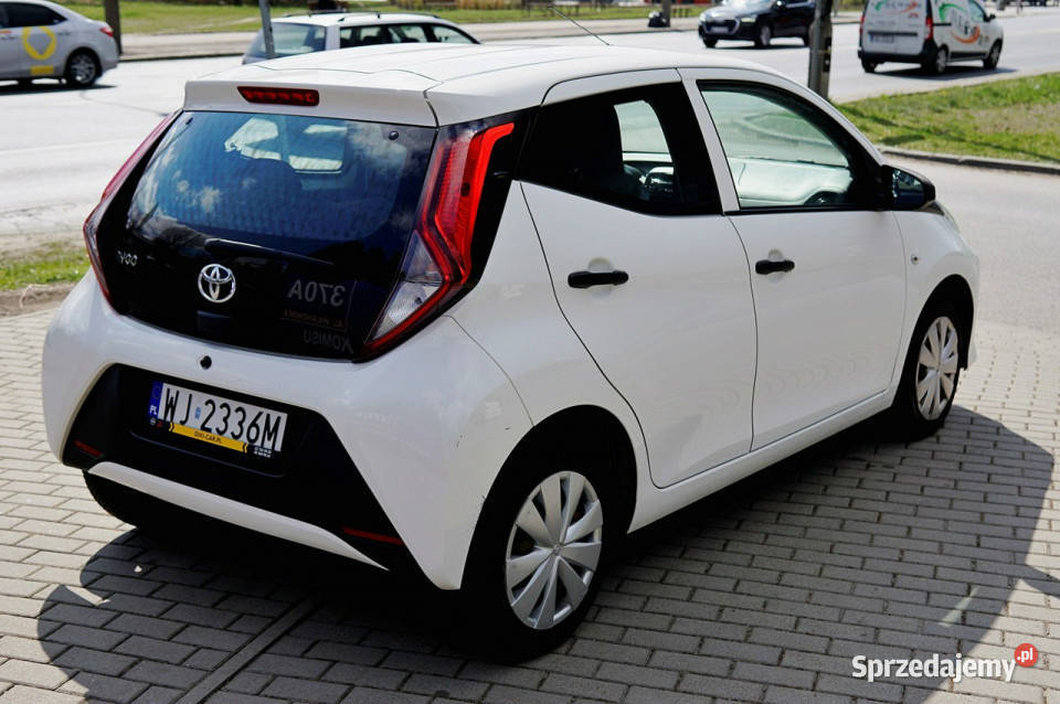Toyota Aygo 10 72 5d hatchback facelift II 2014 Warszawa
