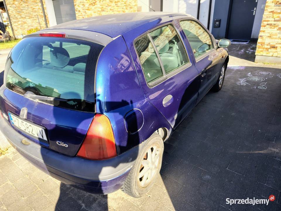 Renault Clio 14 1999r sprawny przegląd do marca Rok produkcji 1999 wielkopolskie sprzedam