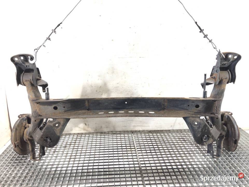 BELKA TYŁ SKODA OCTAVIA III Hatchback TYLNA