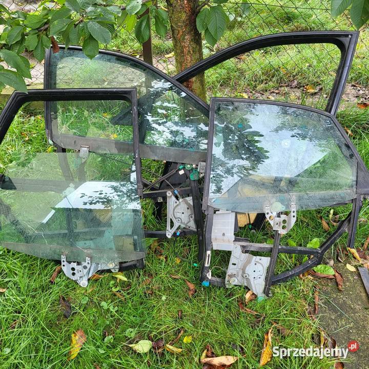 Sprzedam szyby przód i tył audi awant b5 z Kęty
