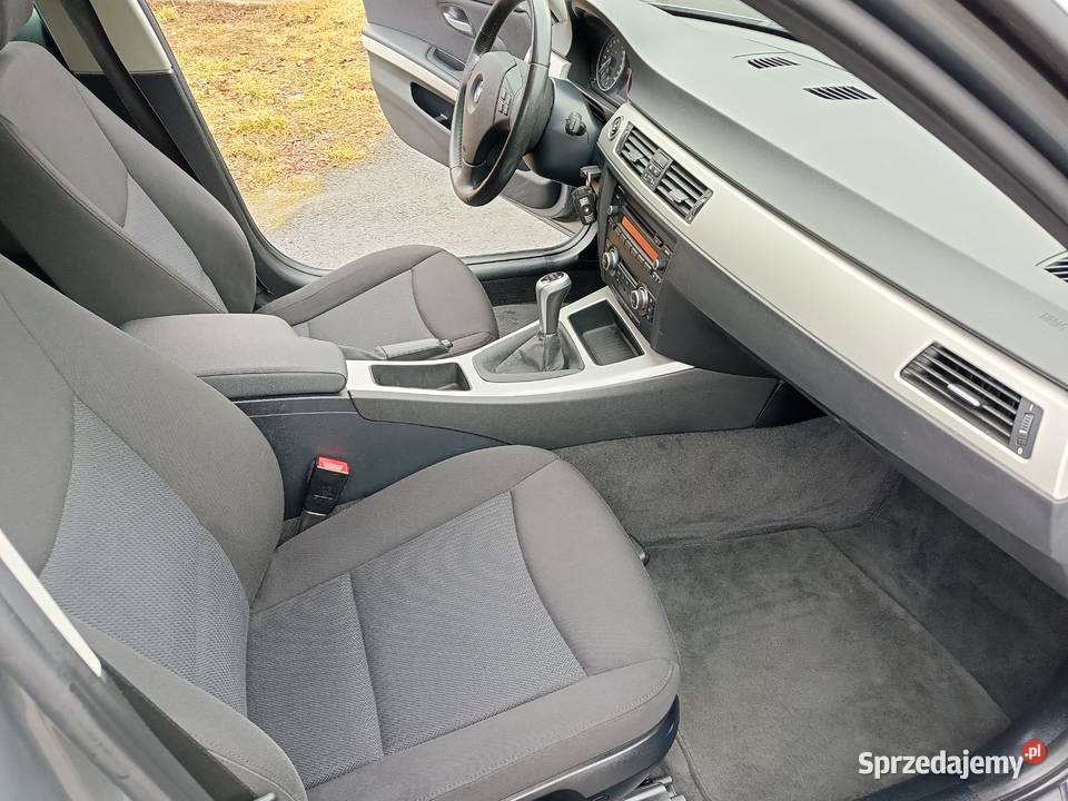 BMW e91 2010r lift 20 benzyna 160 przebiegu alu łódzkie