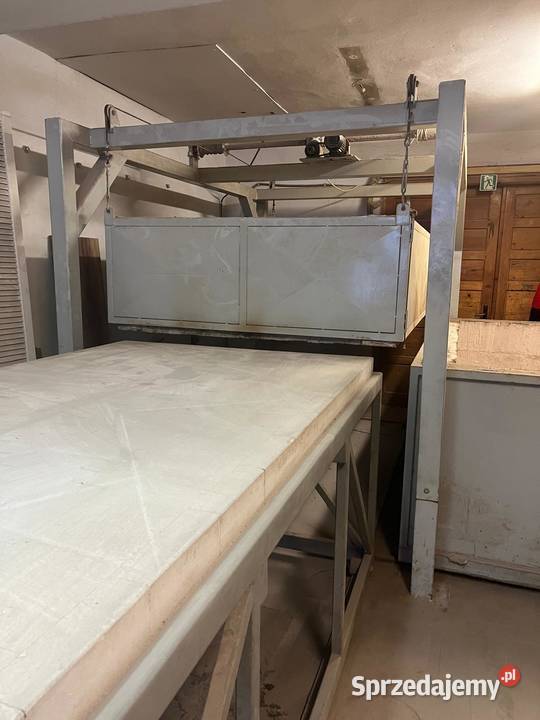 Duży piec do gięcia szkła fusing fusing Produkcja Rabka-Zdrój