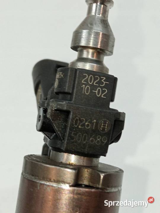 WTRYSKIWACZ 06N906036A 0261500689 20 TSI Skoda