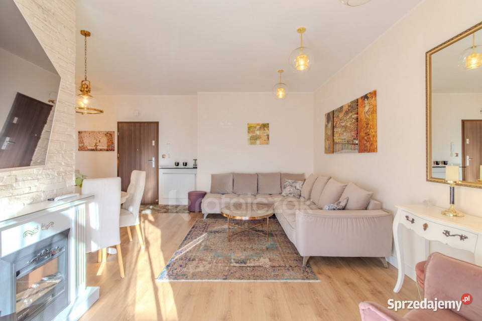 Mieszkanie 681m2 3 pokojowe Rumia