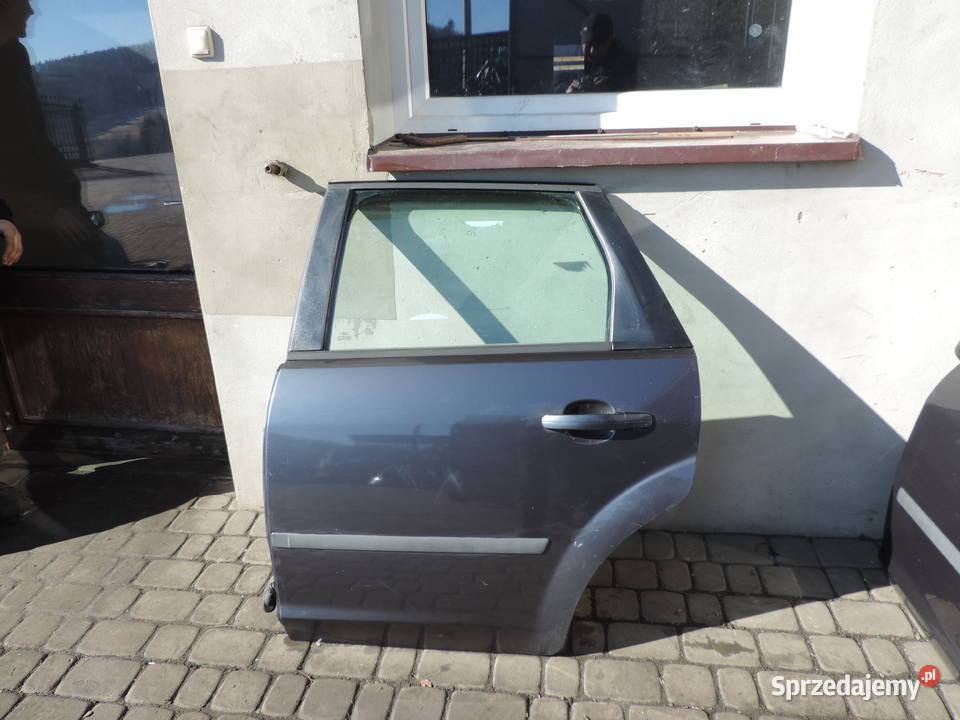FORD FOCUS MK2 KOMBI DRZWI LEWY TYŁ KOLOR H4 Nowy Sącz