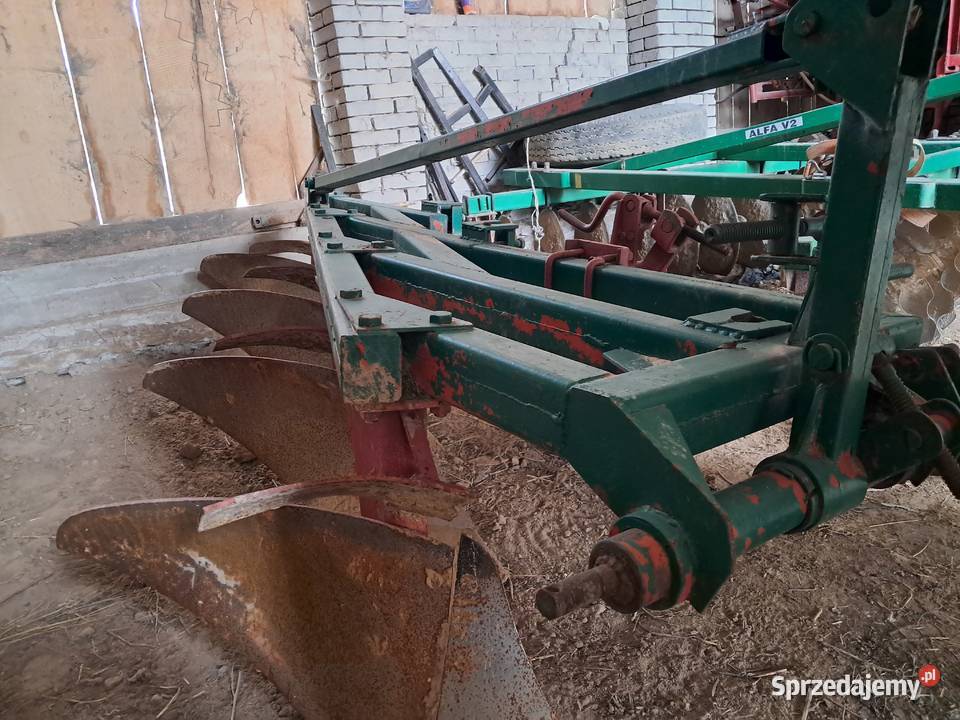 Likwidacja gospodarstwa Pług 4 skibowy zagonowy