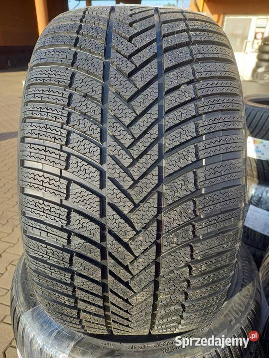 Opona nowa zimowa 29535R19 BRIDGESTONE BLIZZAK