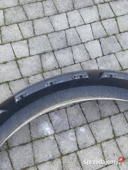 FORD RANGER RAPTOR PRAWA LISTWA BŁOTNIKA TYŁ Pozostałe sprzedam