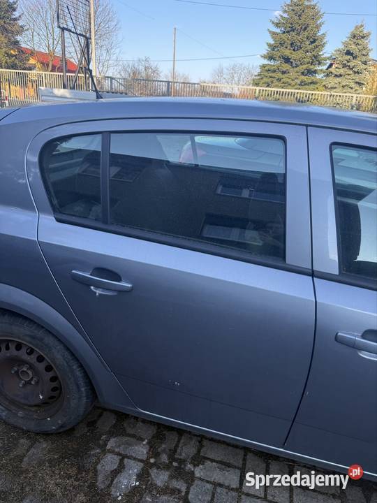 Drzwi prawe tył Opel Astra H Karoseria Ostrów Wielkopolski