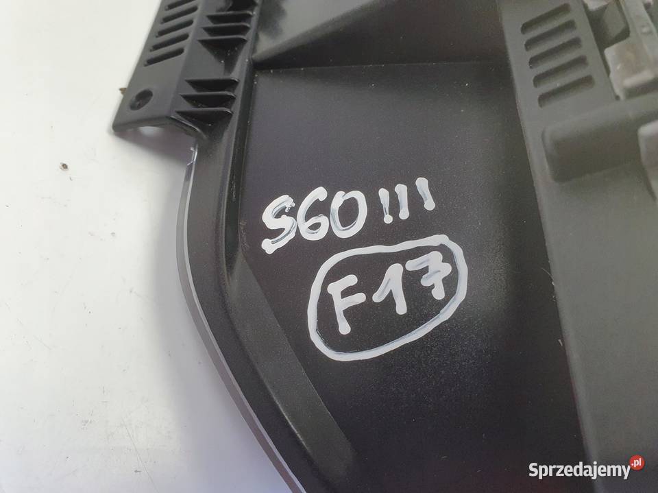 Volvo XC60 II 20 LICZNIK ZEGARY Ekran osobowe Chełm