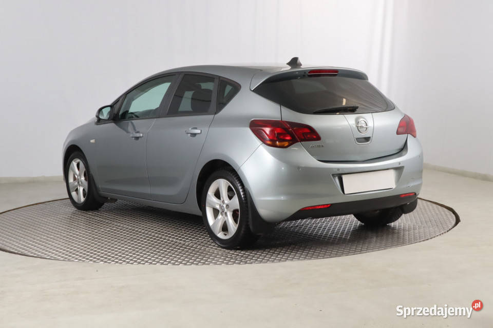 Opel Astra 16 16V Samochody osobowe Zabrze sprzedam