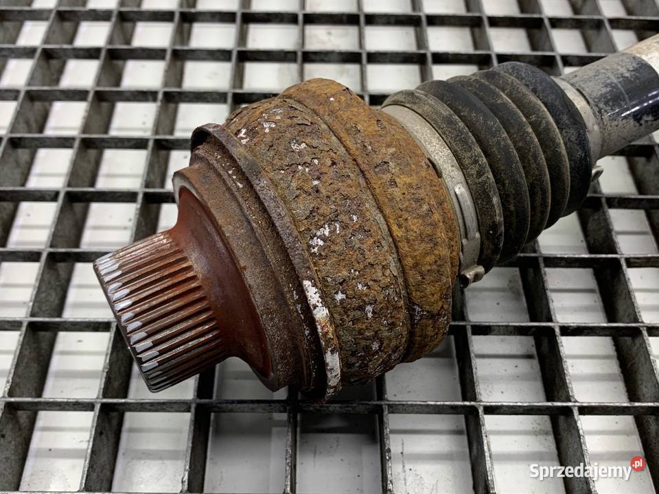 PÓŁOŚ PRAWY TYŁ AUDI Q8 4M0501203D 30 286 SUV