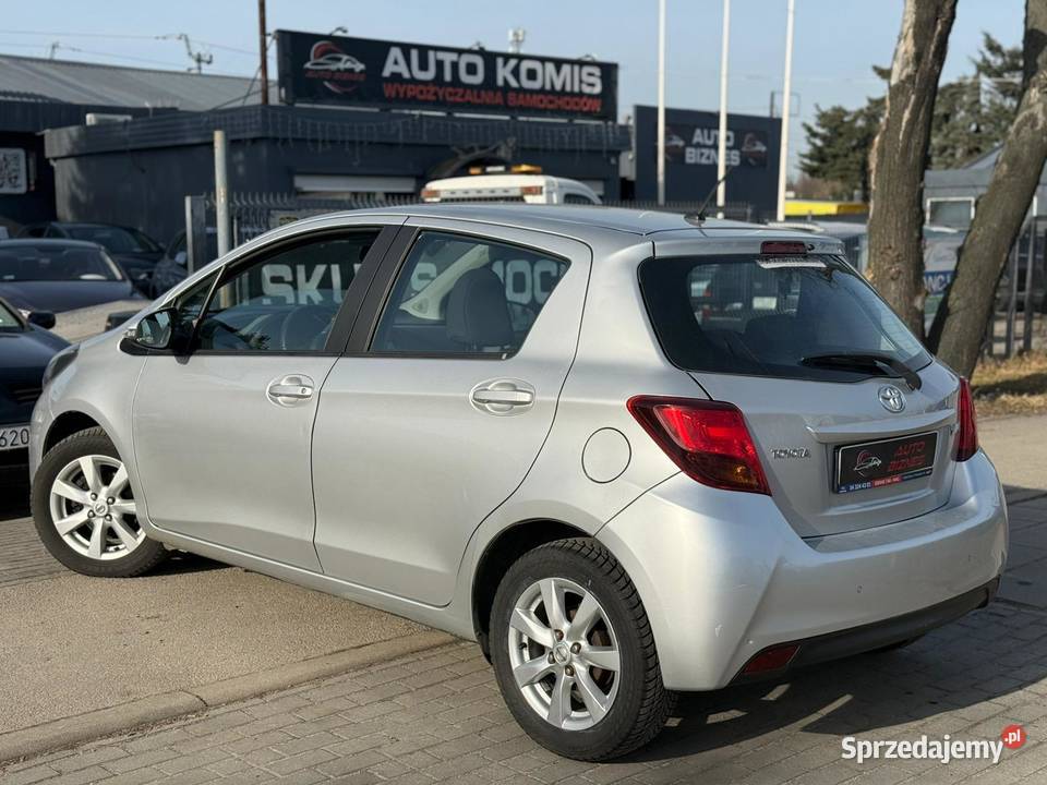 TOYOTA YARIS 10 Benzyna 70 2015R 199 000 komputer pokładowy Częstochowa