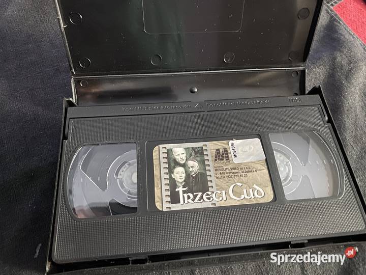 TRZECI CUDAgnieszka Holland VHS Lublin