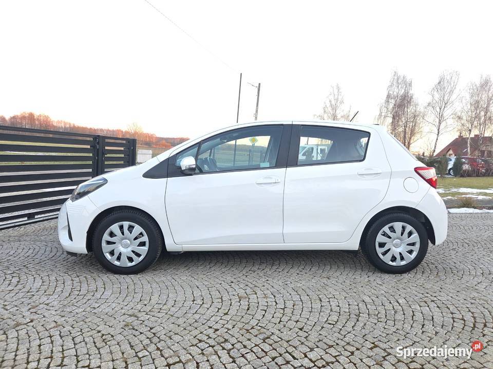 TOYOTA YARIS LIFT SalonPL 1WŁ 2020 15 VVTiE111 komputer pokładowy