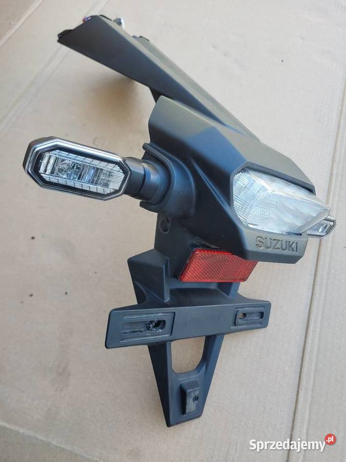 Suzuki GSX 8 R KIERUNKOWSKAZ LAMPA TYŁ MOCOWANIE Kierunkowskazy Nowy Tomyśl sprzedam