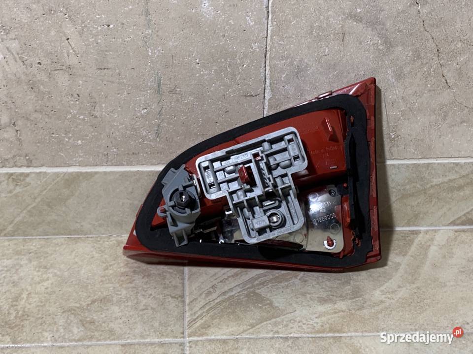 Lampa lewy tył AUDI A4 B8 8k9945093