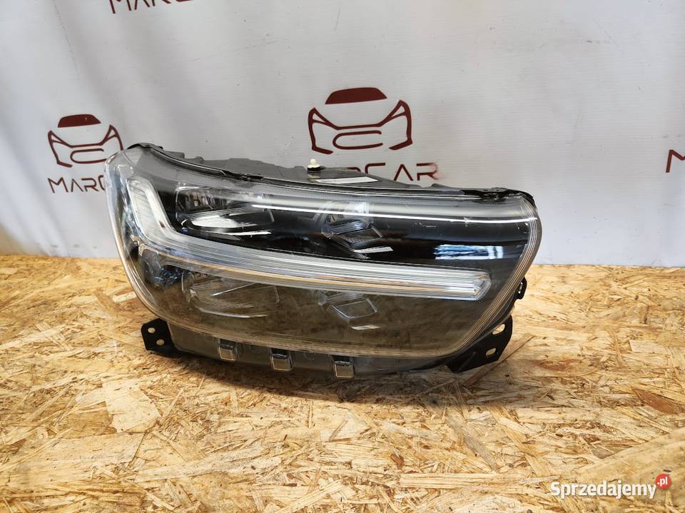 Lampa Prawy Przód Przednia Prawa Volvo XC40 XC osobowe Pleszew