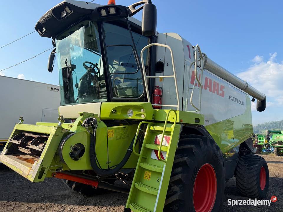 Kombajn zbożowy Claas Lexion 600 2008 heder V900