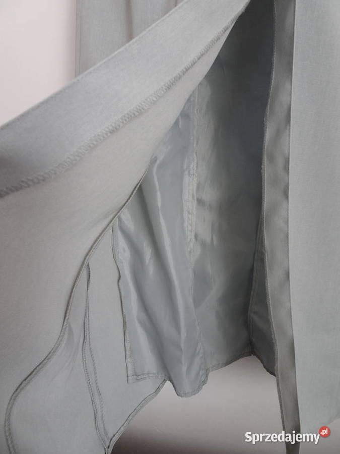 długa sukienka z narzutką wdziankiem płaszczem Warszawa