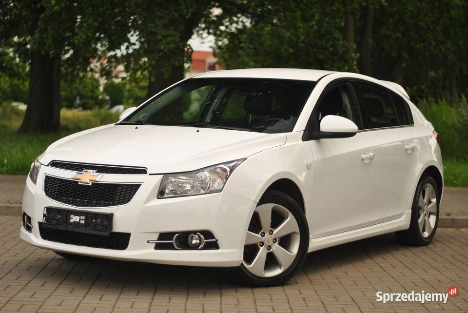 CHEVROLET CRUZE 16 Benzyna Klimatronik Sport światła przeciwmgielne