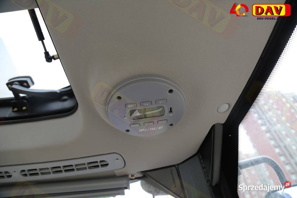 Ciągnik rolniczy 5665 LOVOL M504 PRO Power