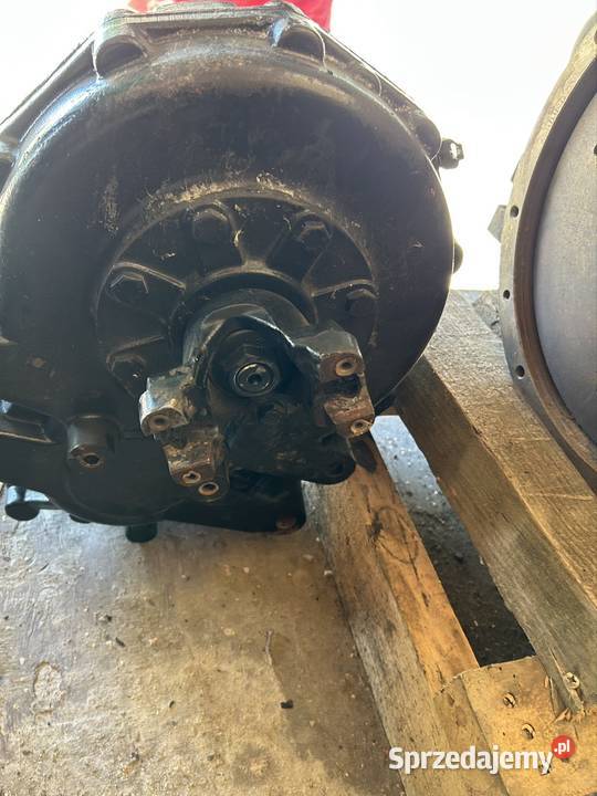 Przekładnia rozdzielnia do wozidła koparki Pozostałe sprzedam