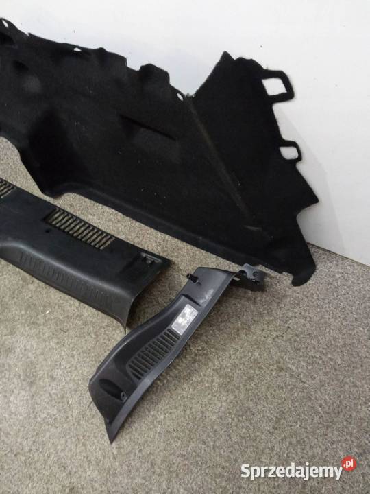 TAPICERKA BOCZEK BAGAŻNIKA LEWY PRAWY OSŁONA TYŁ świętokrzyskie sprzedam