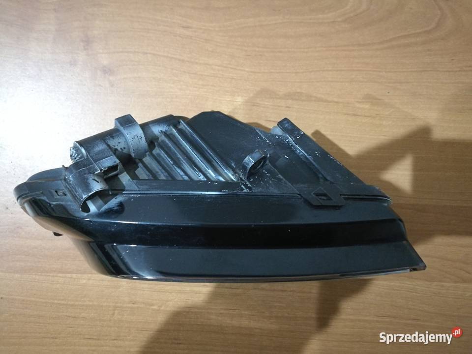Halogen A4 B8 Prawy 8k0941700 Turek