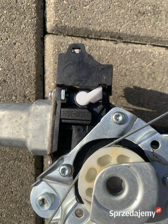 Mechanizm podnoszenia szyby Prawy Przód Nissan Pleszew sprzedam