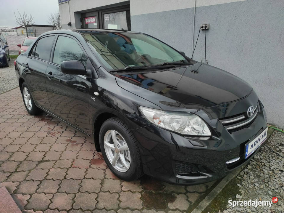 Toyota Corolla FL klimatyzacja 6biegów elszyby Rok produkcji 2010 Racibórz