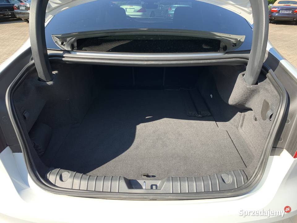 Jaguar XF 20 300 2019 Benzyna automatyczna małopolskie Kraków