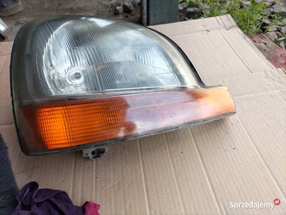 KANGOO LAMPA PRZÓD PRZEDNIA PRAWA Kamień-Kolonia