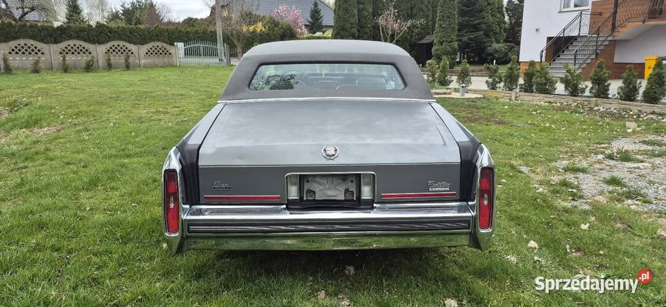 Cadillac brougham v8 Namysłów