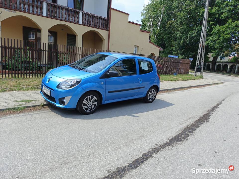 Renault Twingo 2 2011 12 16v 75 83 przebiegu benzyna