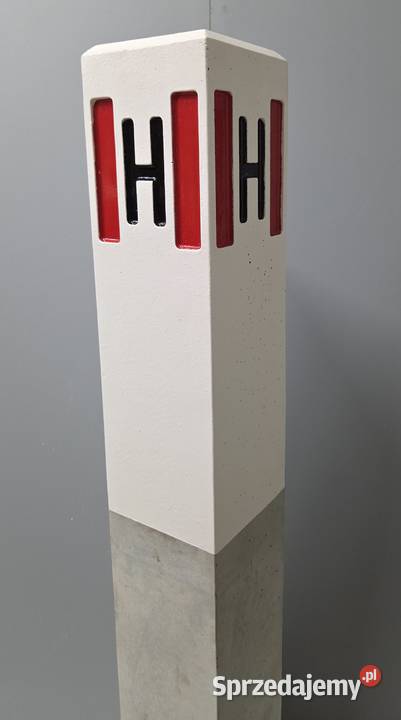 Hydrant Słupek betonowy znak informacyjny Ulanów