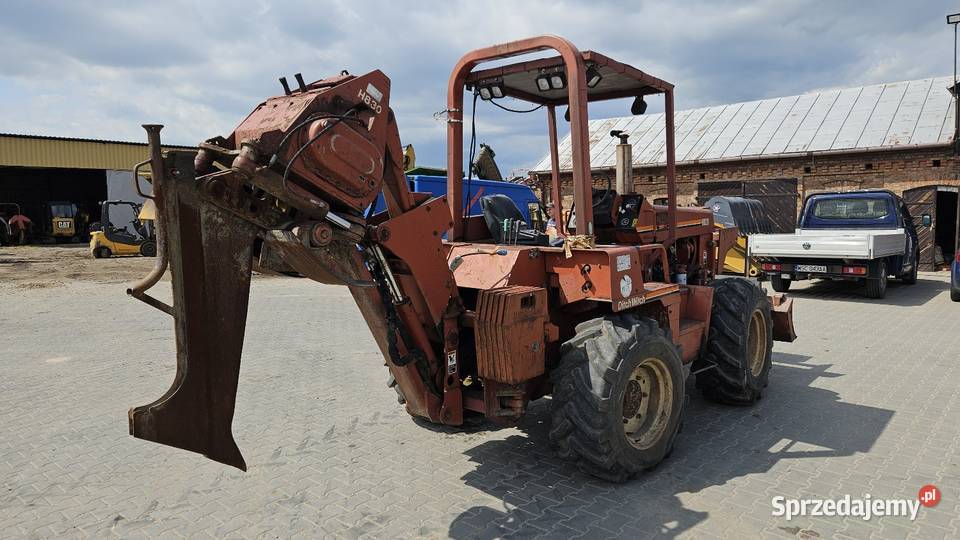 Pługoukładacz wibropług Ditch Witch 8020 Koparki Sochaczew