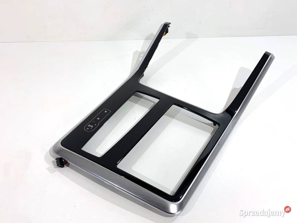 LISTWY DEKOR AUDI Q8 4M8857720D SUV WYKOŃCZENIE