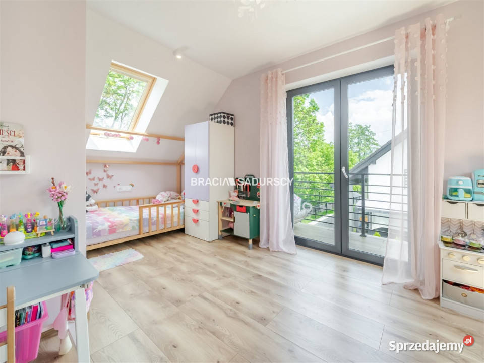 sprzedaży domu Zagórze 11087m2 do wykończenia sprzedam