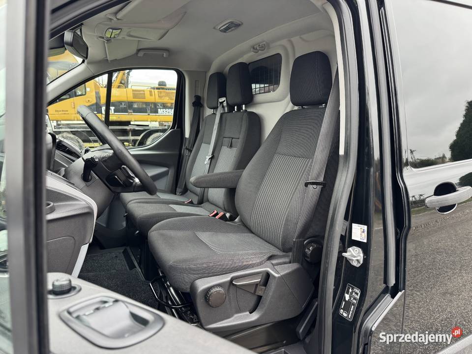 Ford Transit Custom 22 DIESEL Zarejestrowany światła do jazdy dziennej Transit Custom Konin sprzedam
