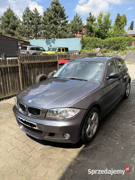 BMW 116i zadbany klima hak lekkie uszkodzenie centralny zamek śląskie Katowice