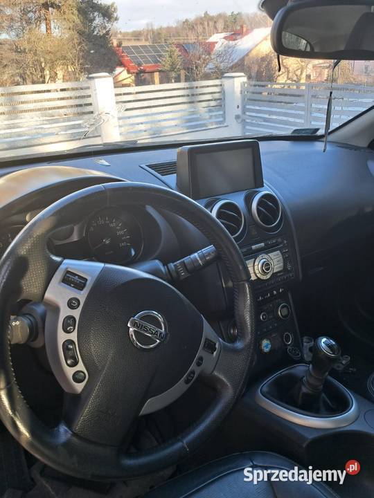 Nissan Qashqai 2l benzyna sprzedam