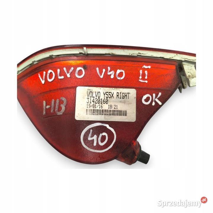 LAMPA PRAWA Volvo V40 II 1219 tylna tylnia Dół Lampy tylne Chełm