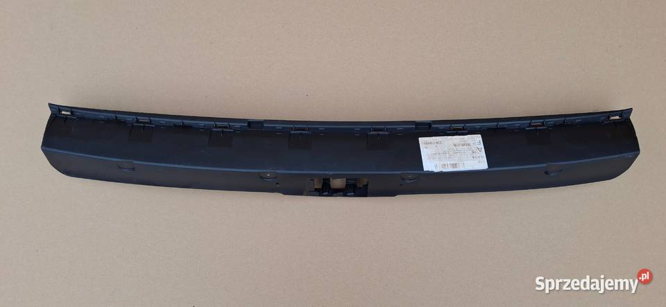 MERCEDES GLC W253 ŚLIZG ZDERZAKA TYŁ ŚRODKOWY Części samochodowe Bieleń